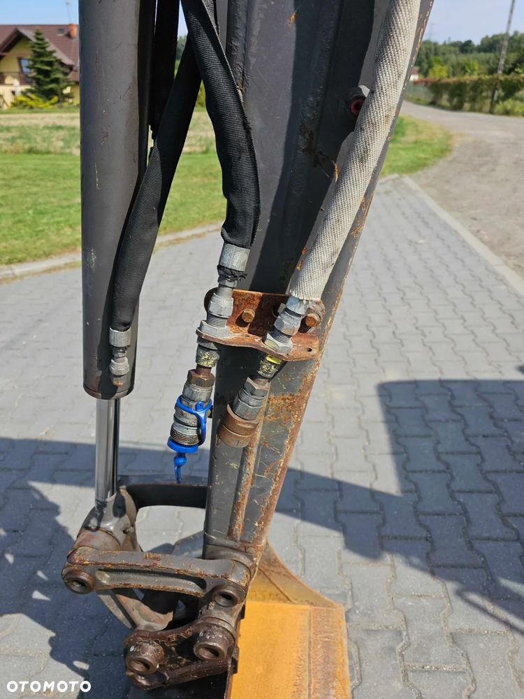 Volvo EC20D - 10