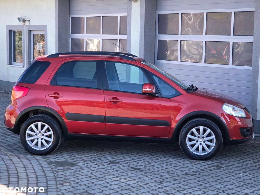 Suzuki SX4 1.6 VVT 4x4 Style - 18