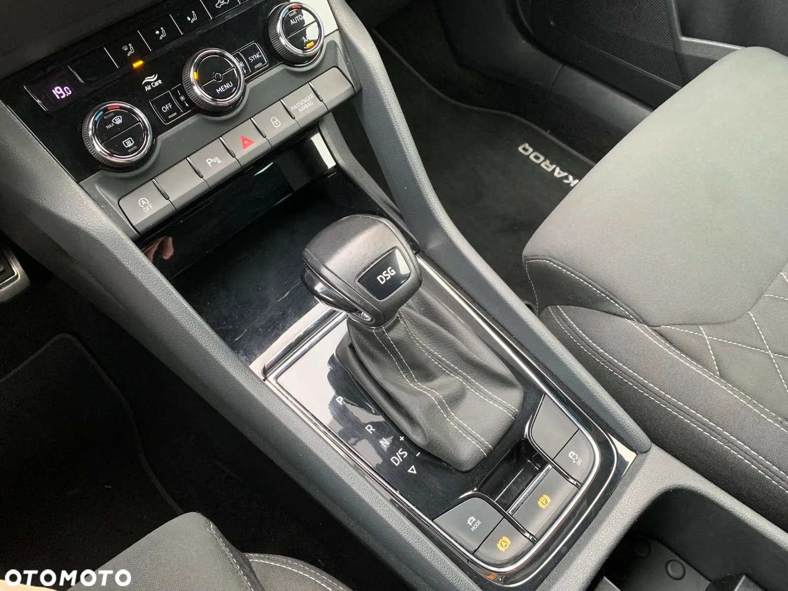 Skoda Karoq 1.5 TSI ACT 4x2 Sportline DSG - 19