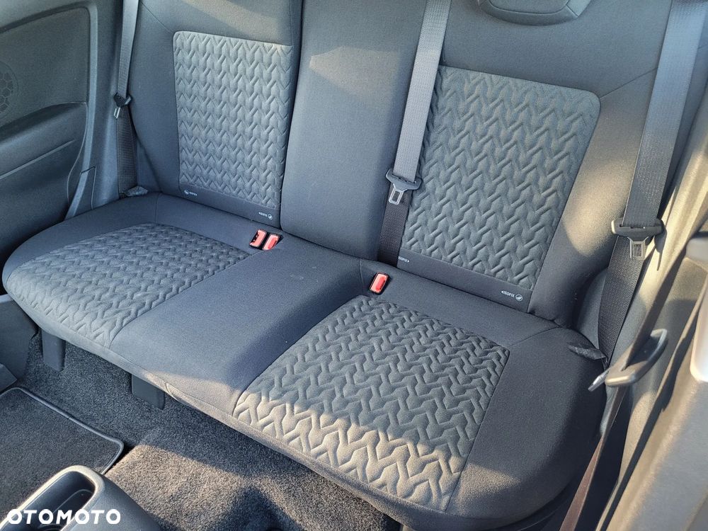 Opel Corsa 1.4 16V Active - 15