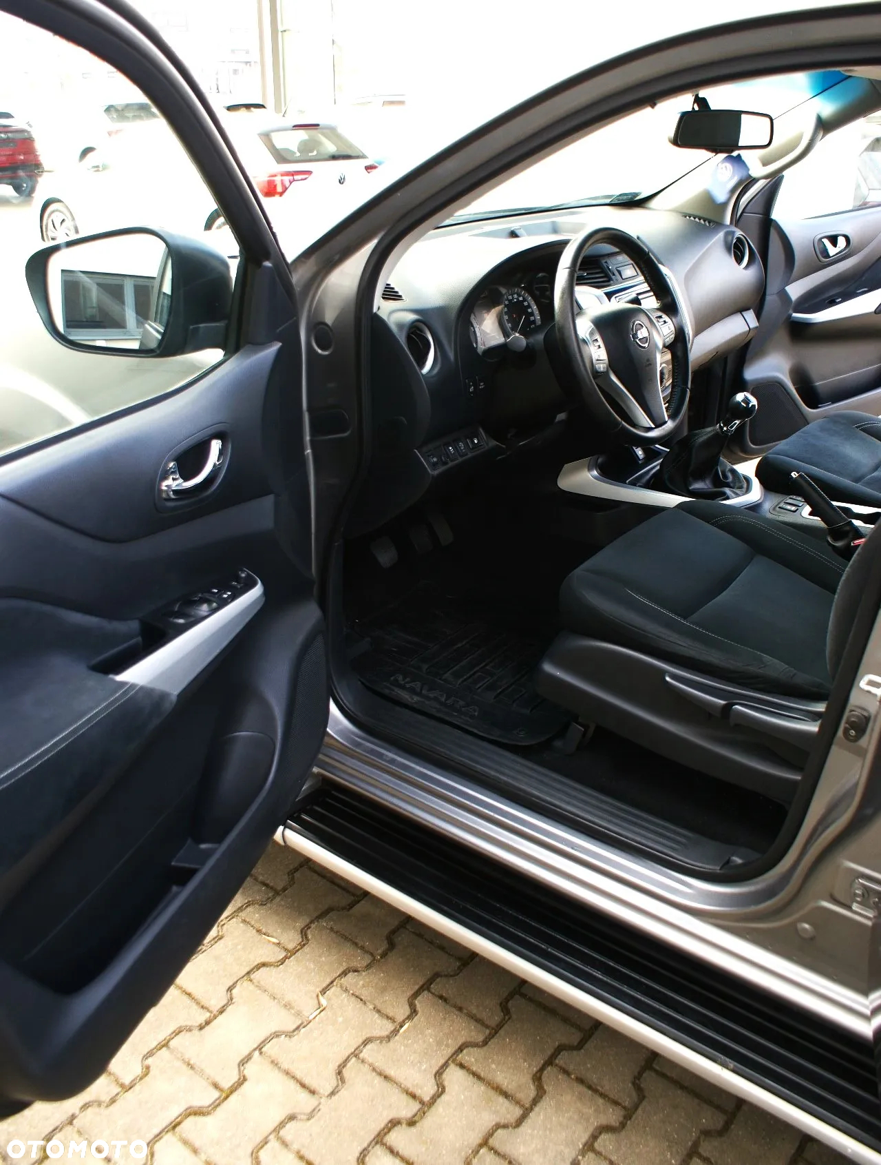 Nissan Navara - 12