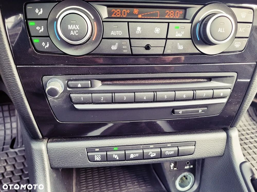 BMW X1 xDrive20d - 13