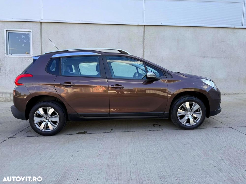 Peugeot 2008 1.2 VTi Active - 4