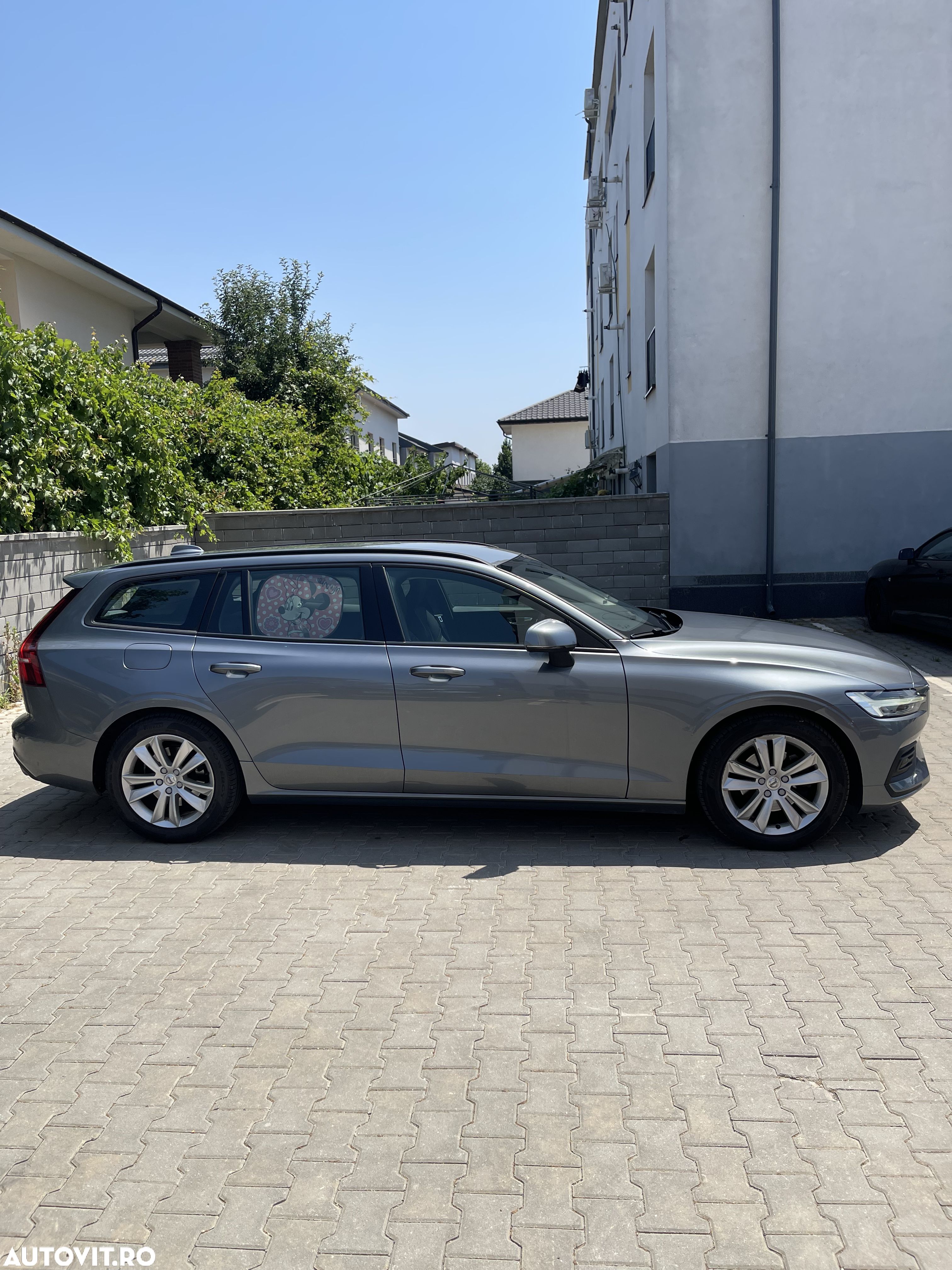 Volvo V60 D4 AWD Momentum - 1