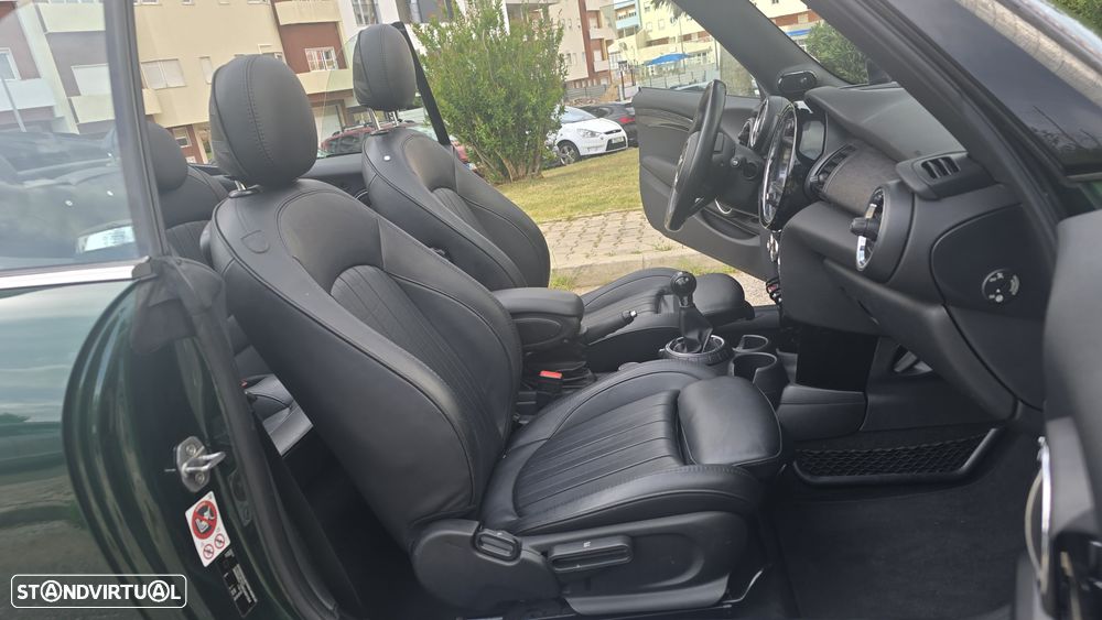 MINI Cabrio Cooper S Sidewalk - 31
