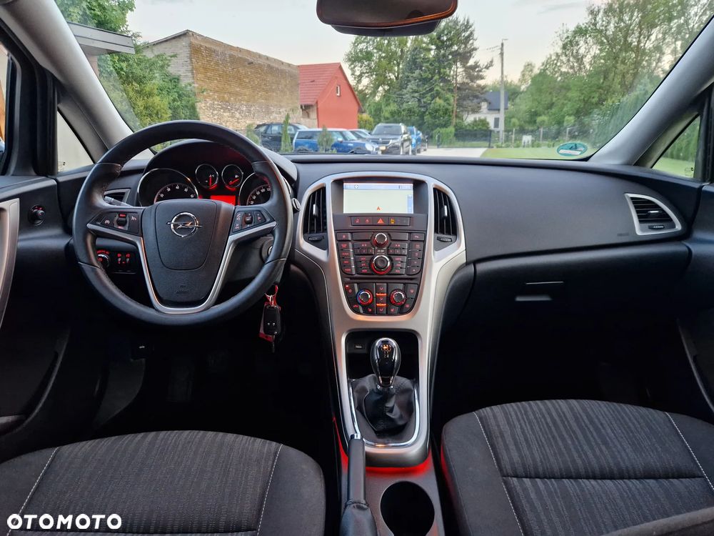 Opel Astra 1.6 NAVI - 5