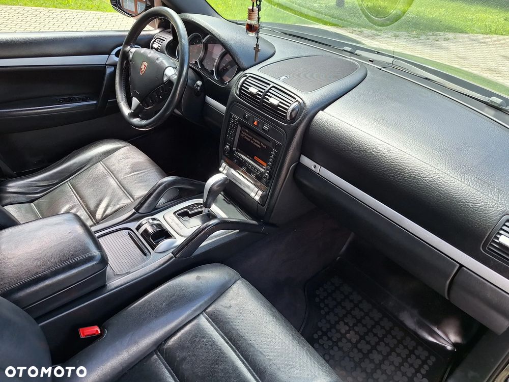 Porsche Cayenne S Tiptronic - 23