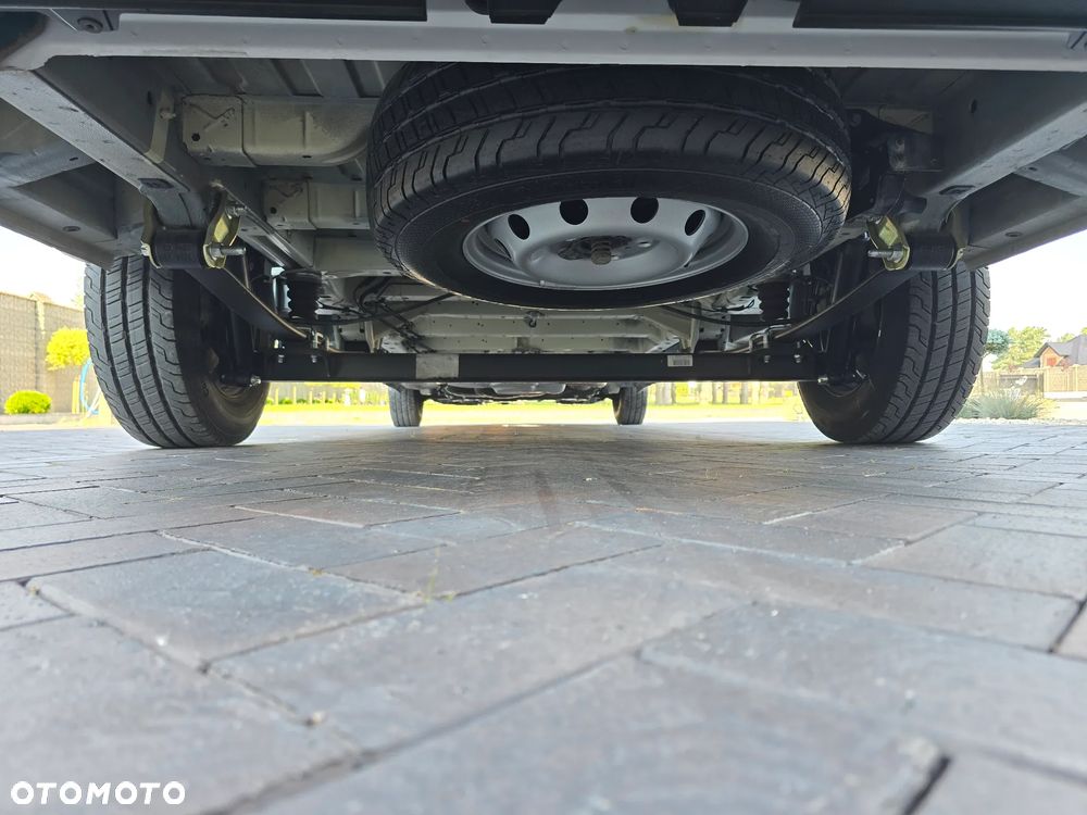Fiat DUCATO L4H2 MAXI KOŁA16 Cali SILNIK IVECO 2,3 140KM 85 Tyś km SERWIS DO OSTATNIEGO Km ASO FIAT SALON POLSKA BOGATA OPCJA WYPOSAŻENIA  TEMPOMAT KAMERA COFANIA AIR-BAG x2 KLIMA - 40