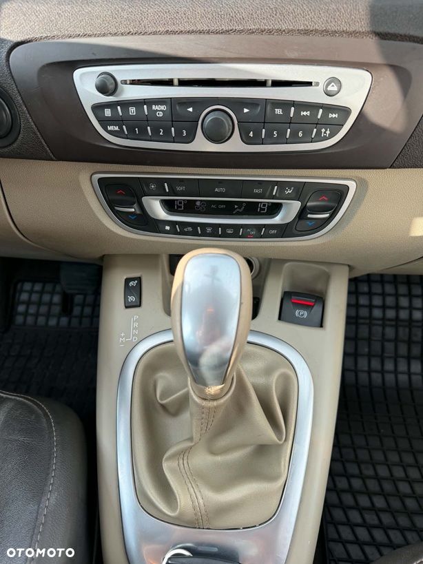 Renault Scenic - 8