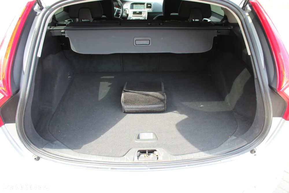 Volvo V60 D2 - 14