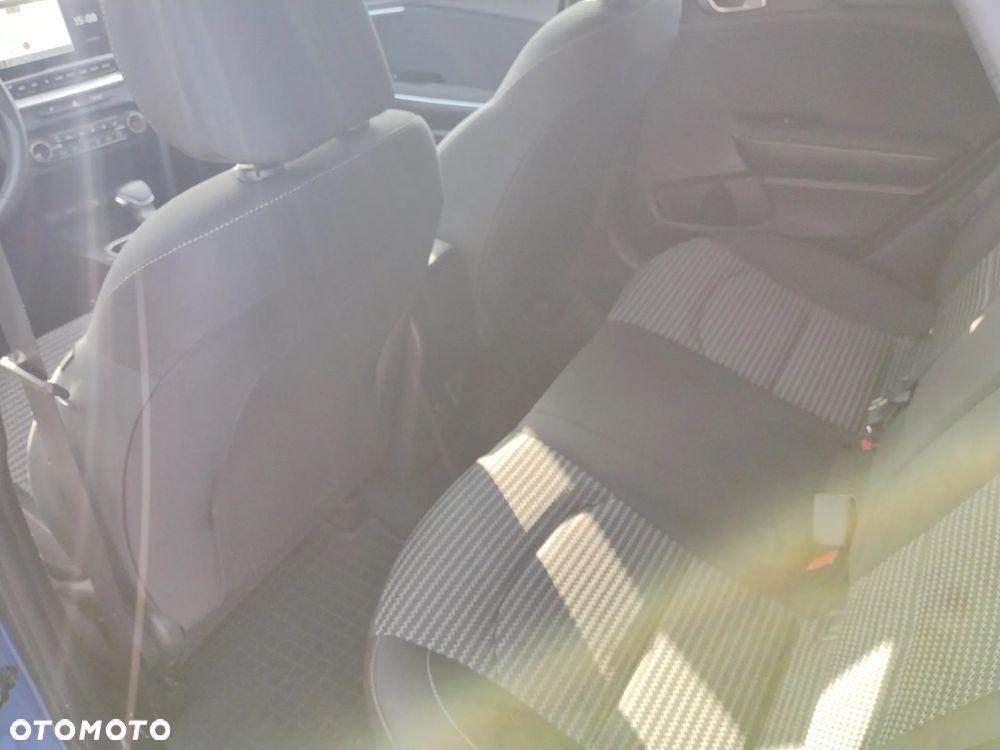 Kia XCeed 1.5 T-GDI M DCT - 25