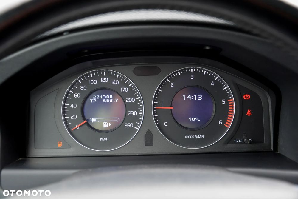 Volvo V70 2.0D Momentum - 10
