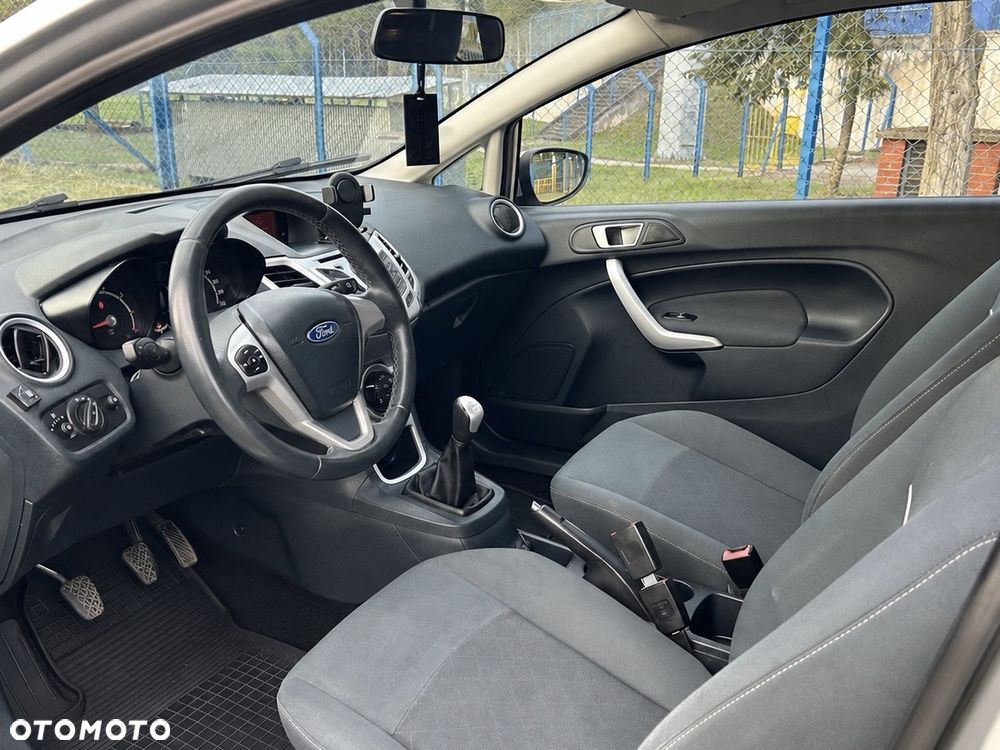 Ford Fiesta 1.25 Ambiente - 7