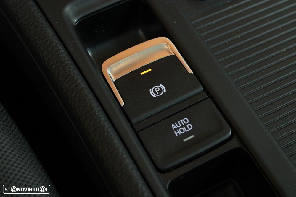 VW Golf Variant 1.6 TDi Highline - 25
