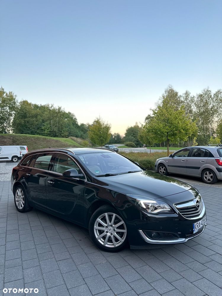Opel Insignia 2.0 SIDI Turbo 4x4 Sports Tourer ecoFLEX Business Edition - 9
