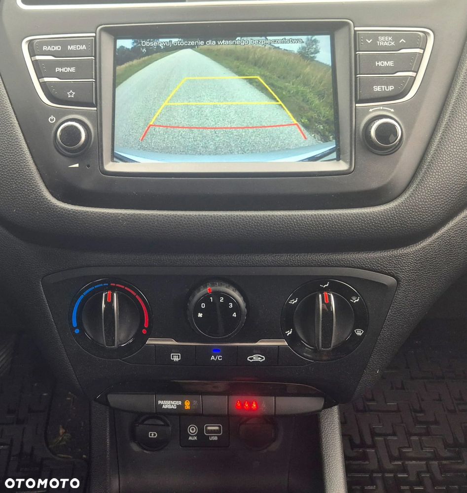 Hyundai i20 1.2 Classic + - 13