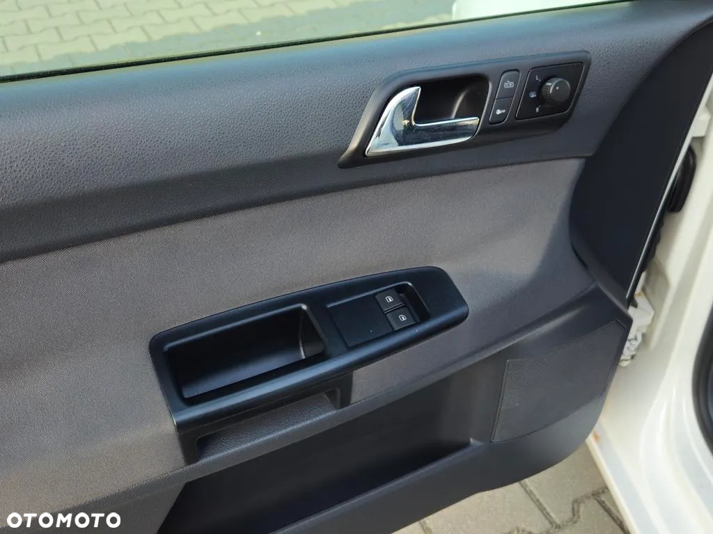 Volkswagen Polo 1.4 Comfortline - 38