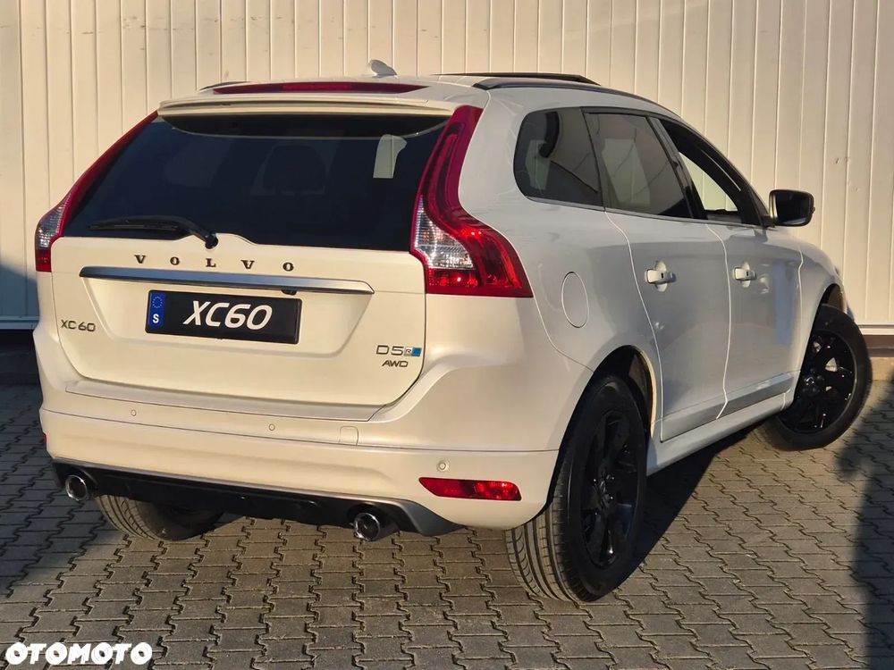 Volvo XC 60 D5 AWD Geartronic Summum - 5