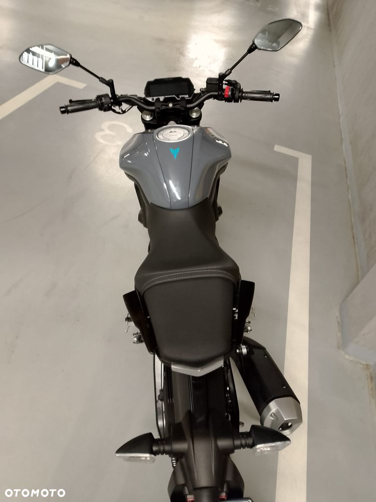 Yamaha MT - 4