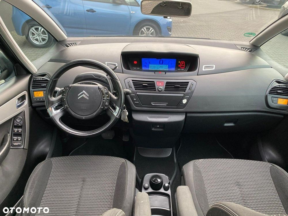 Citroën C4 Picasso - 11