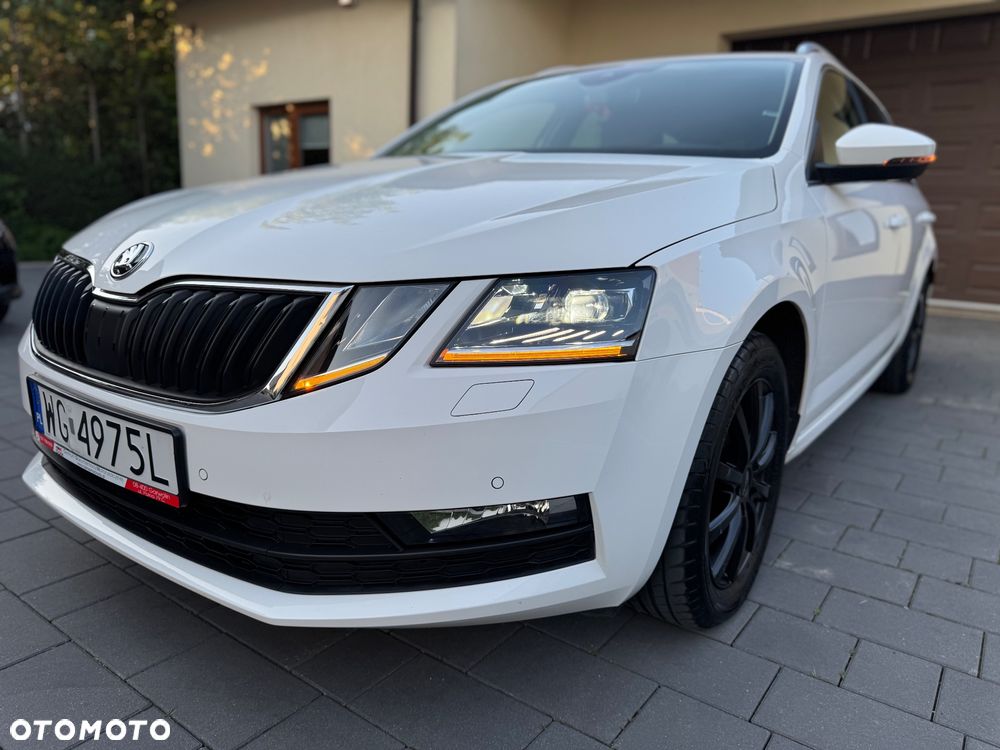 Skoda Octavia 2.0 TDI 4x4 Elegance DSG - 6