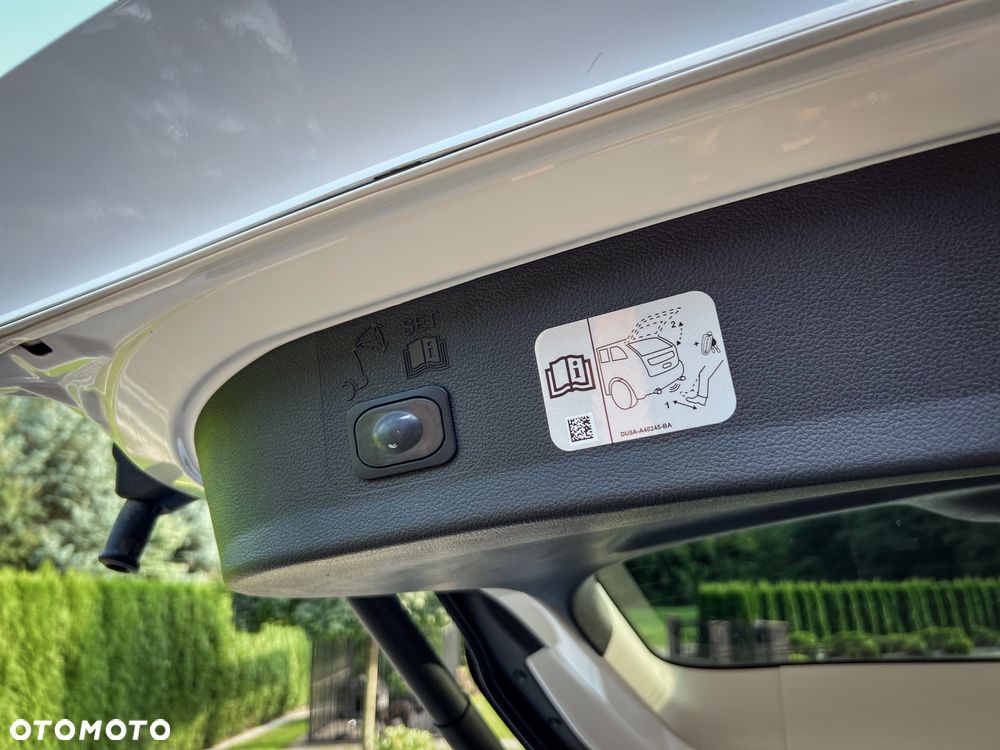 Ford Kuga 2.0 TDCi 4x4 Titanium - 14