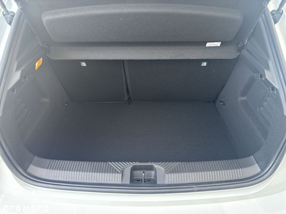 Renault Clio - 7