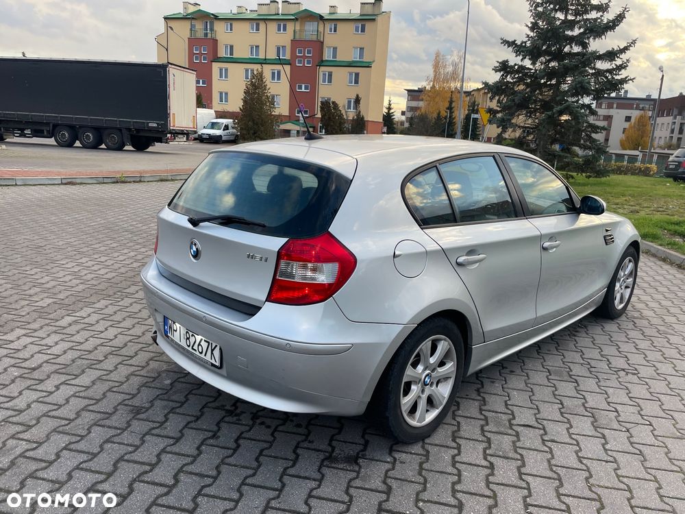 BMW Seria 1 118i - 3