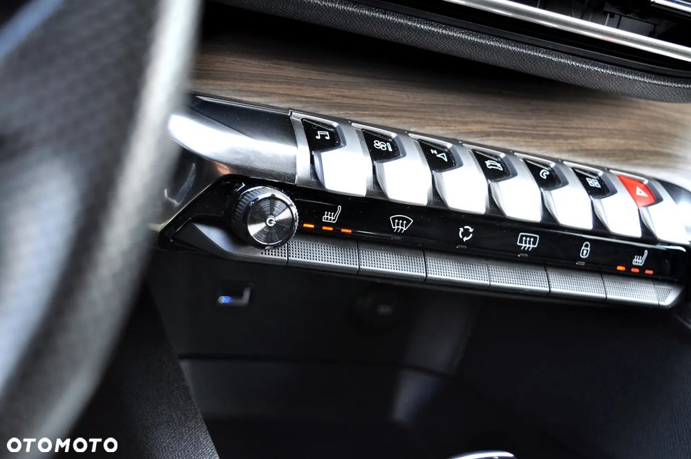 Peugeot 5008 1.5 BlueHDi GT S&S EAT8 - 29