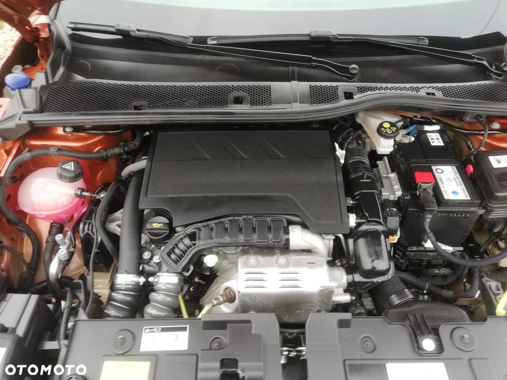 Citroën C4 PureTech 100 Stop&Start FEEL - 3