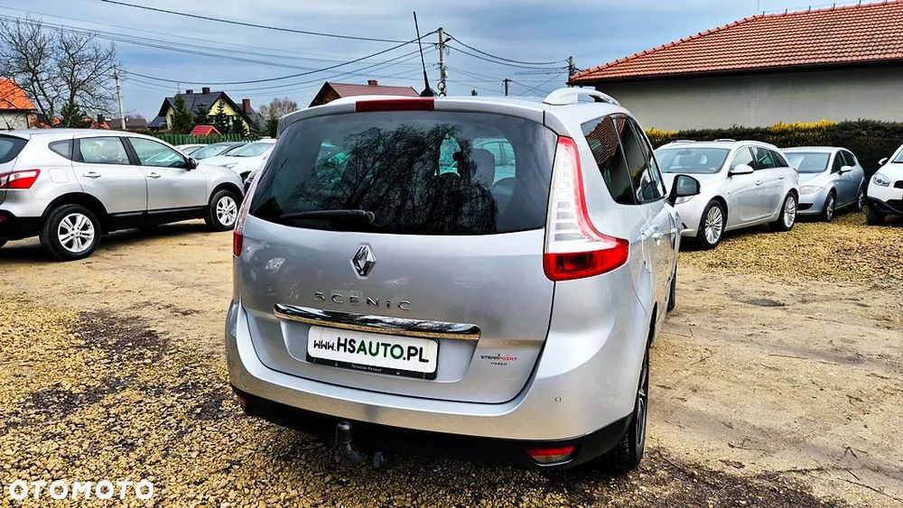Renault Grand Scenic 2.0 16V 140 CVT Bose Edition - 14
