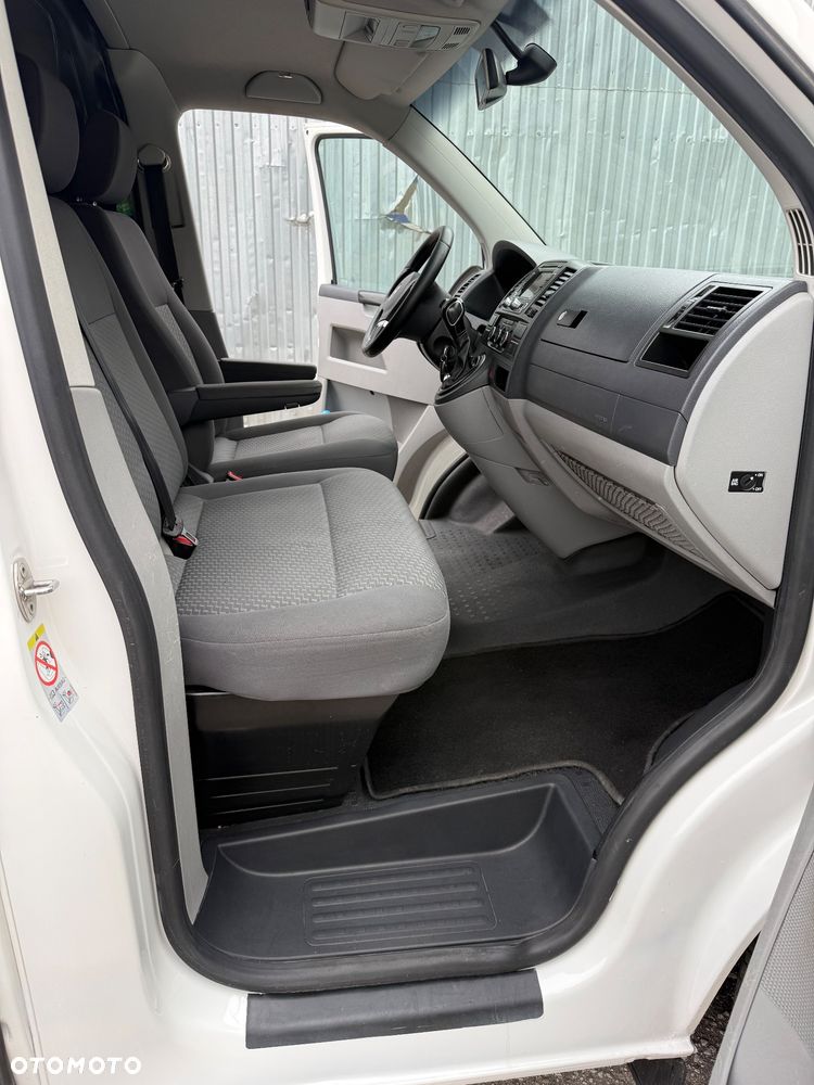 Volkswagen Transporter - 27
