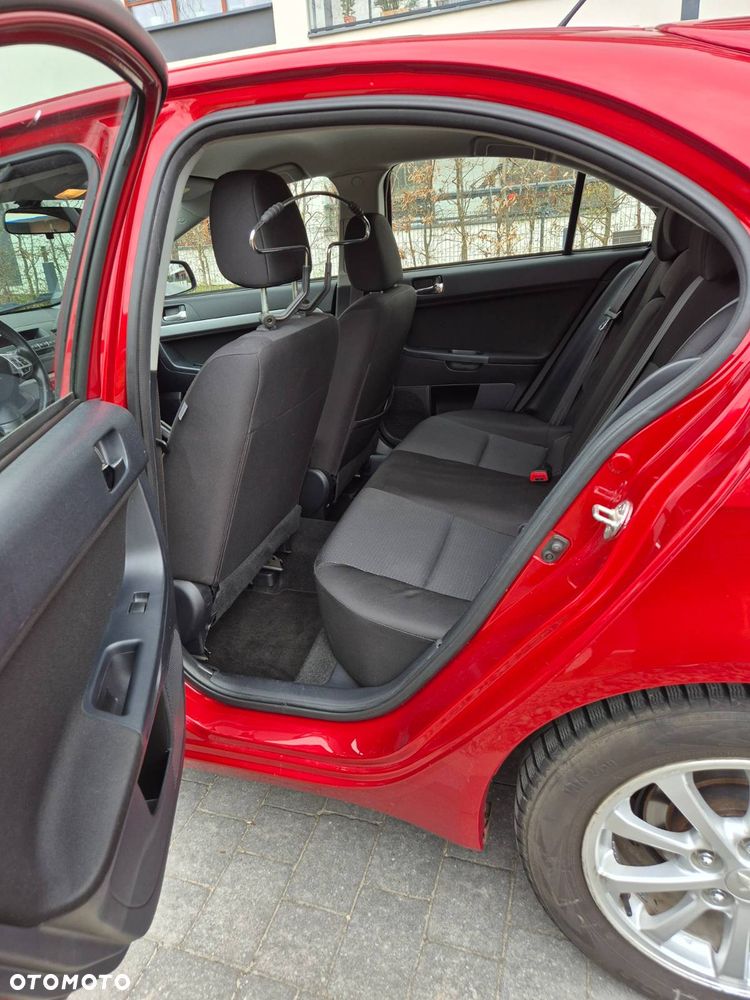 Mitsubishi Lancer 1.8 Invite - 19