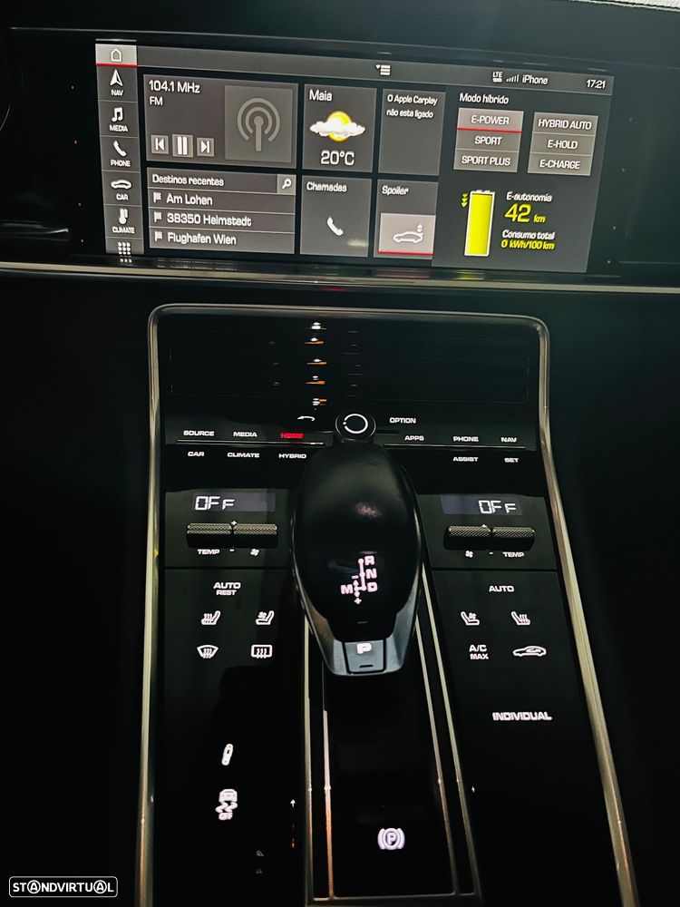 Porsche Panamera 4 E-Hybrid - 34
