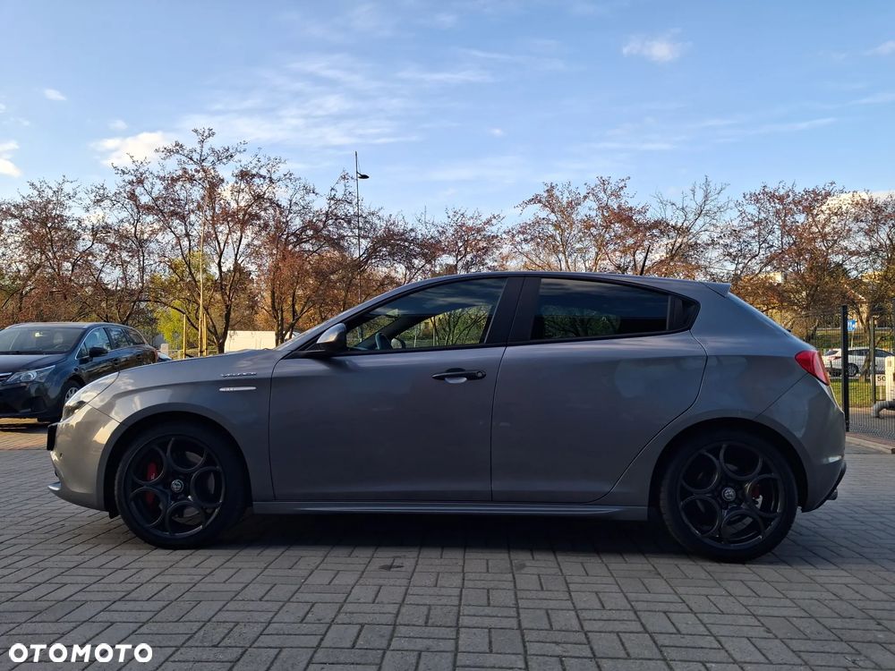 Alfa Romeo Giulietta 1750 TBi Veloce TCT - 4