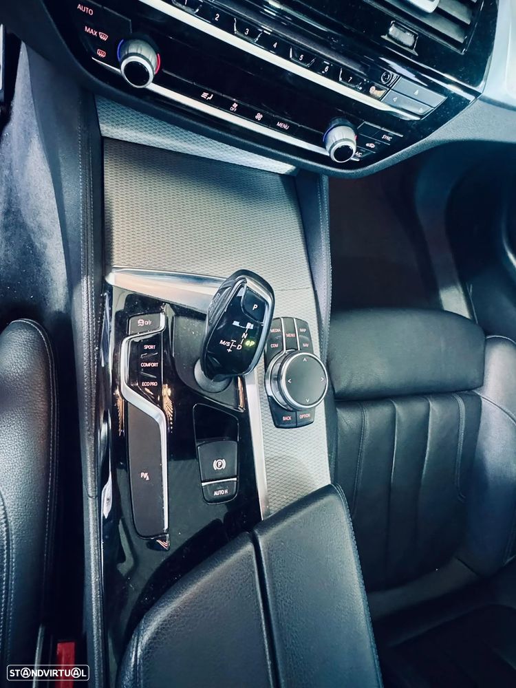 BMW 520 d Pack M Auto - 18
