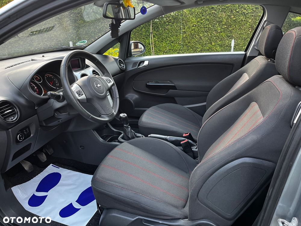 Opel Corsa 1.4 16V Edition - 14