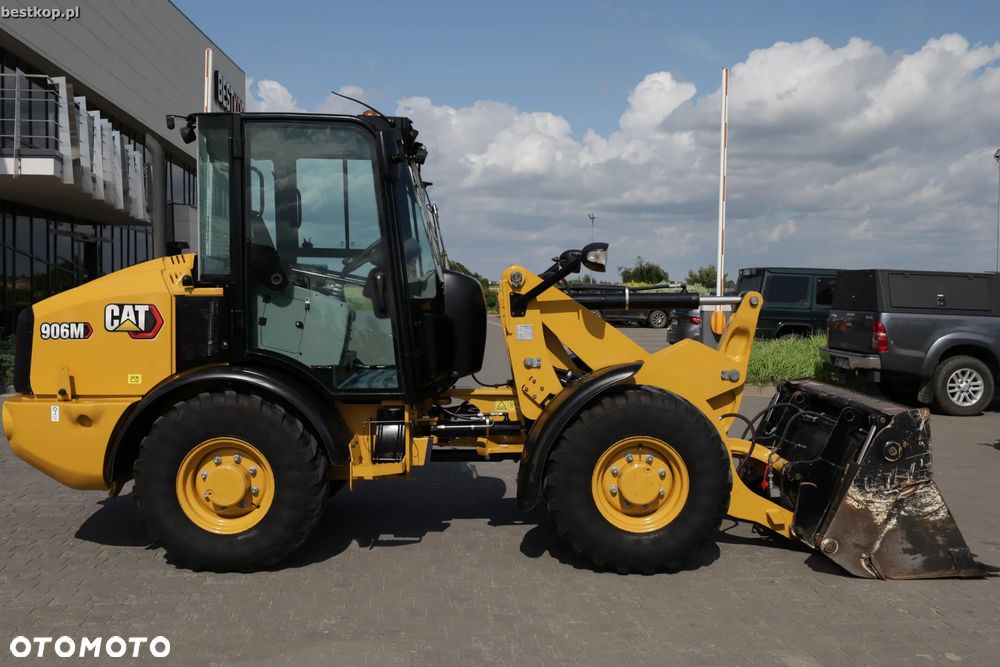 Caterpillar CAT 906M - 5