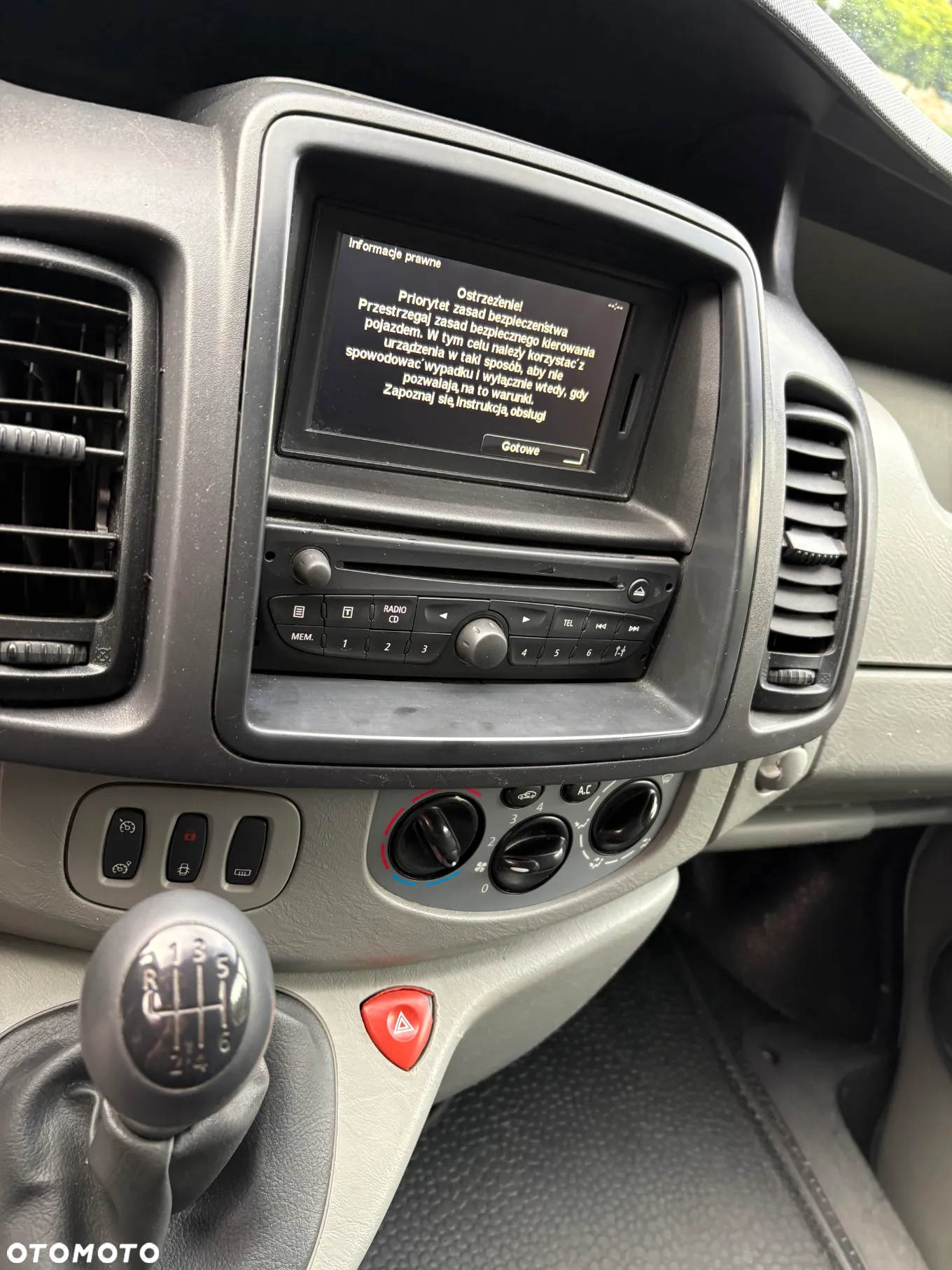 Renault Trafic - 14
