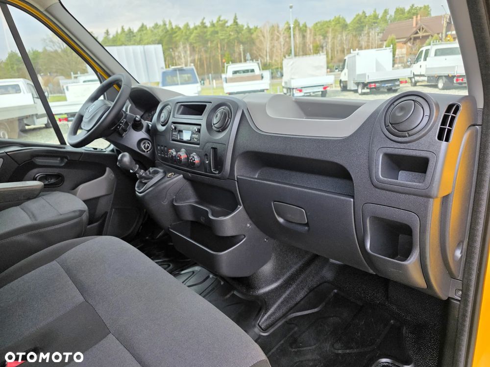 Renault MASTER 2,3 DCI 145 KONNA DOKA BRYGADÓWKA 7 OSOBOWA KLIMA WEBASTO 3,2M SKRZYNIA GWARANCJA BLIŻNIAKI DO 3,5T - 23
