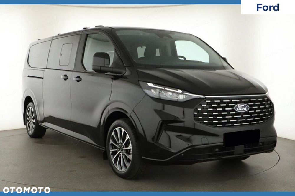 Ford Tourneo Custom - 2