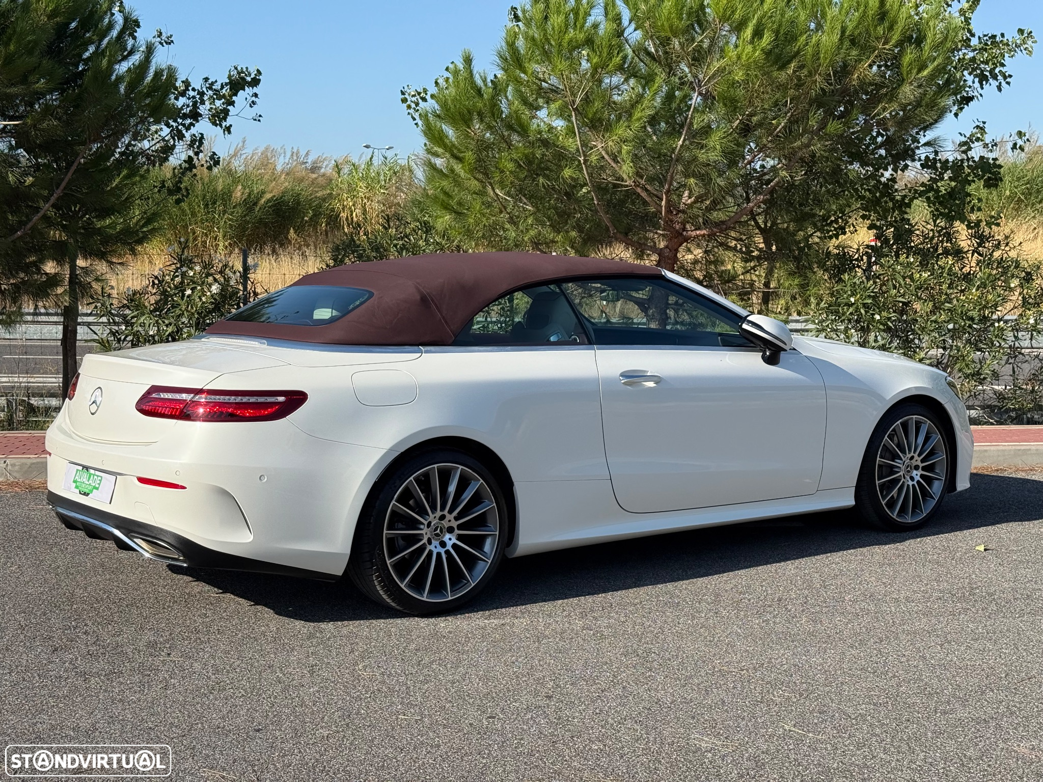 Mercedes-Benz E 200 AMG Line Aut. - 12