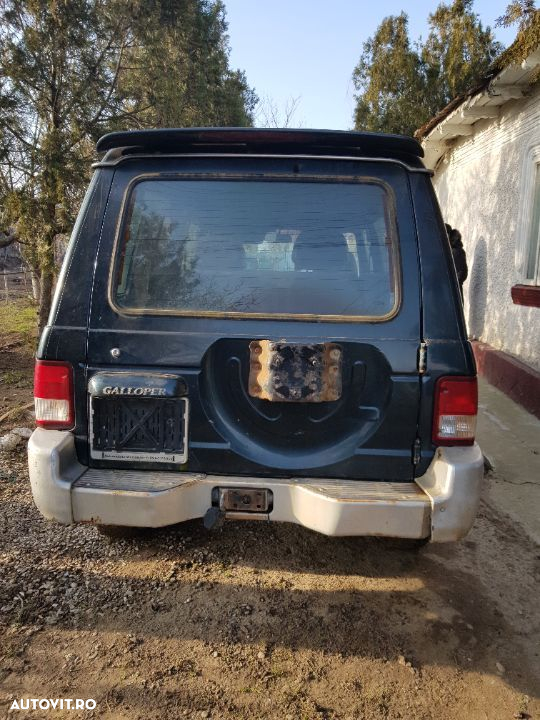 Dezmembrez hyundai galloper 2,5d si 3.0v6 - 5