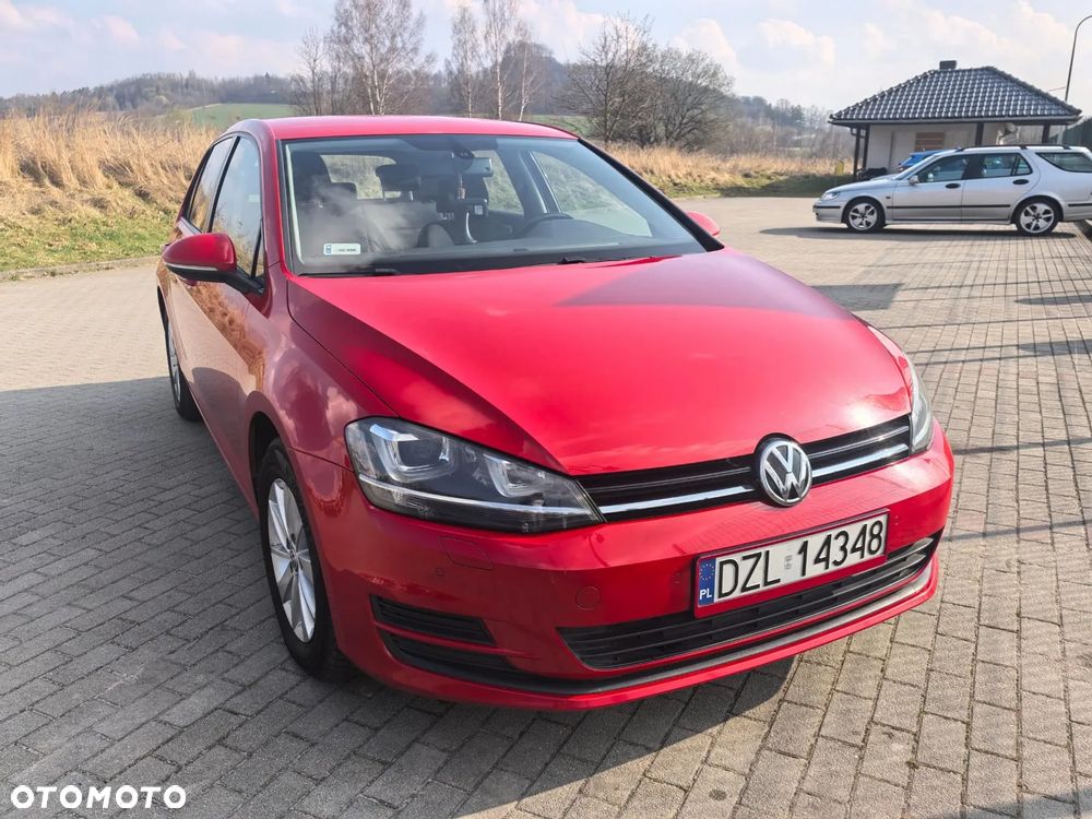 Volkswagen Golf - 1