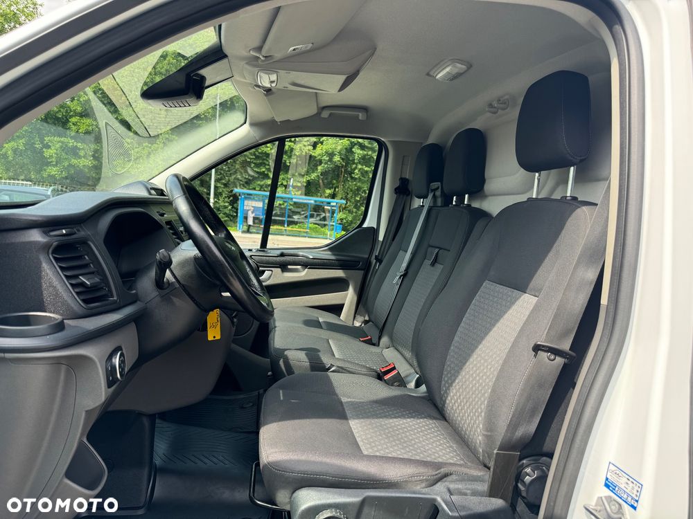 Ford Transit Custom - 16