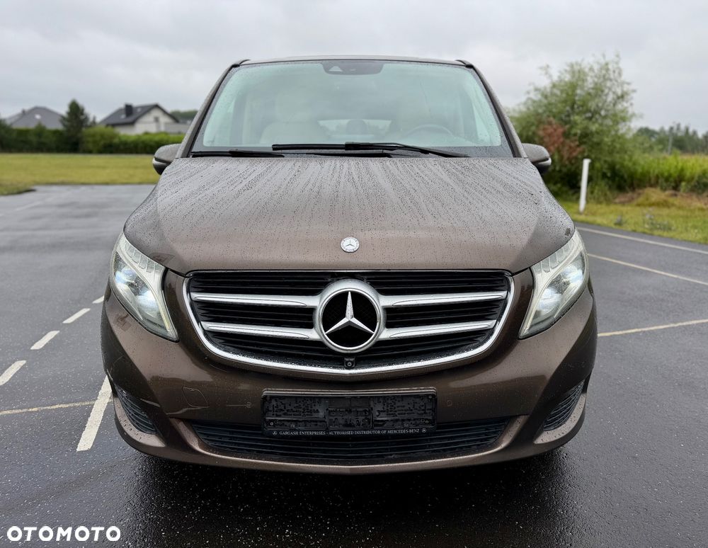 Mercedes-Benz Klasa V 300 d lang 9G-TRONIC Exclusive Edition - 2