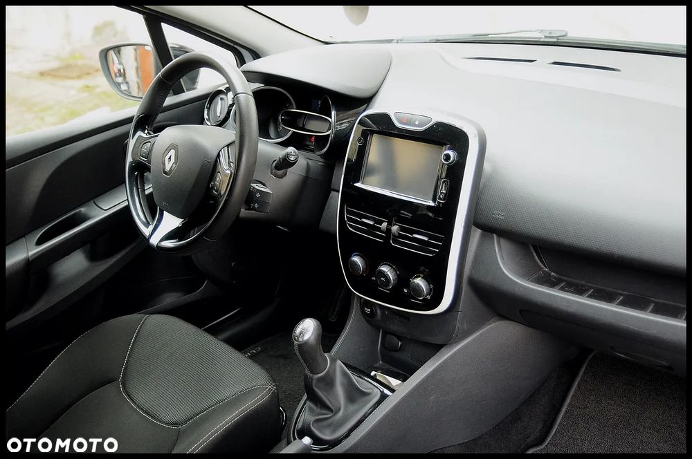 Renault Clio - 7