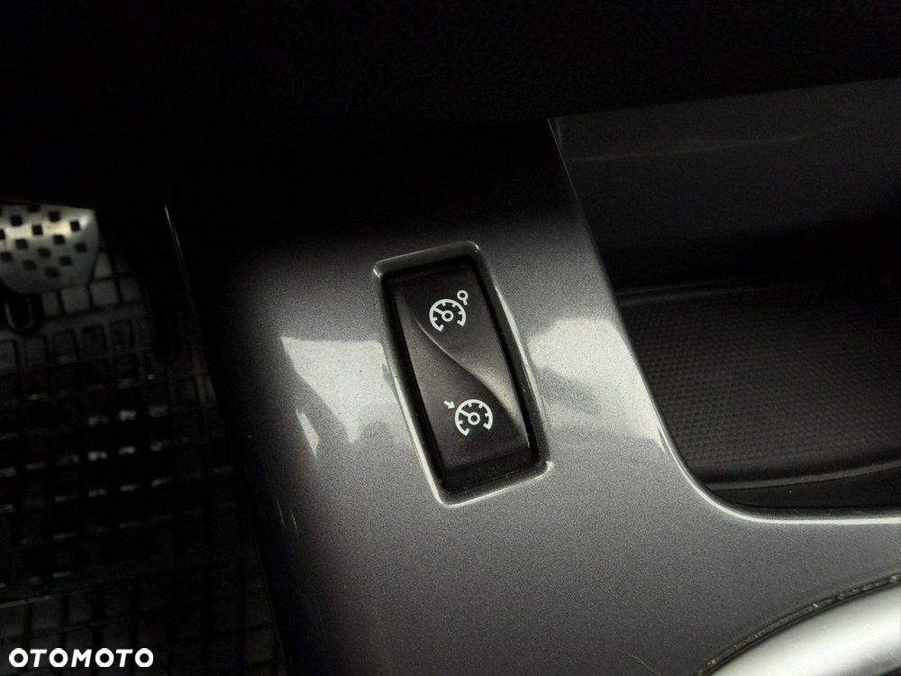 Renault Scenic 1.6 dCi Bose - 19