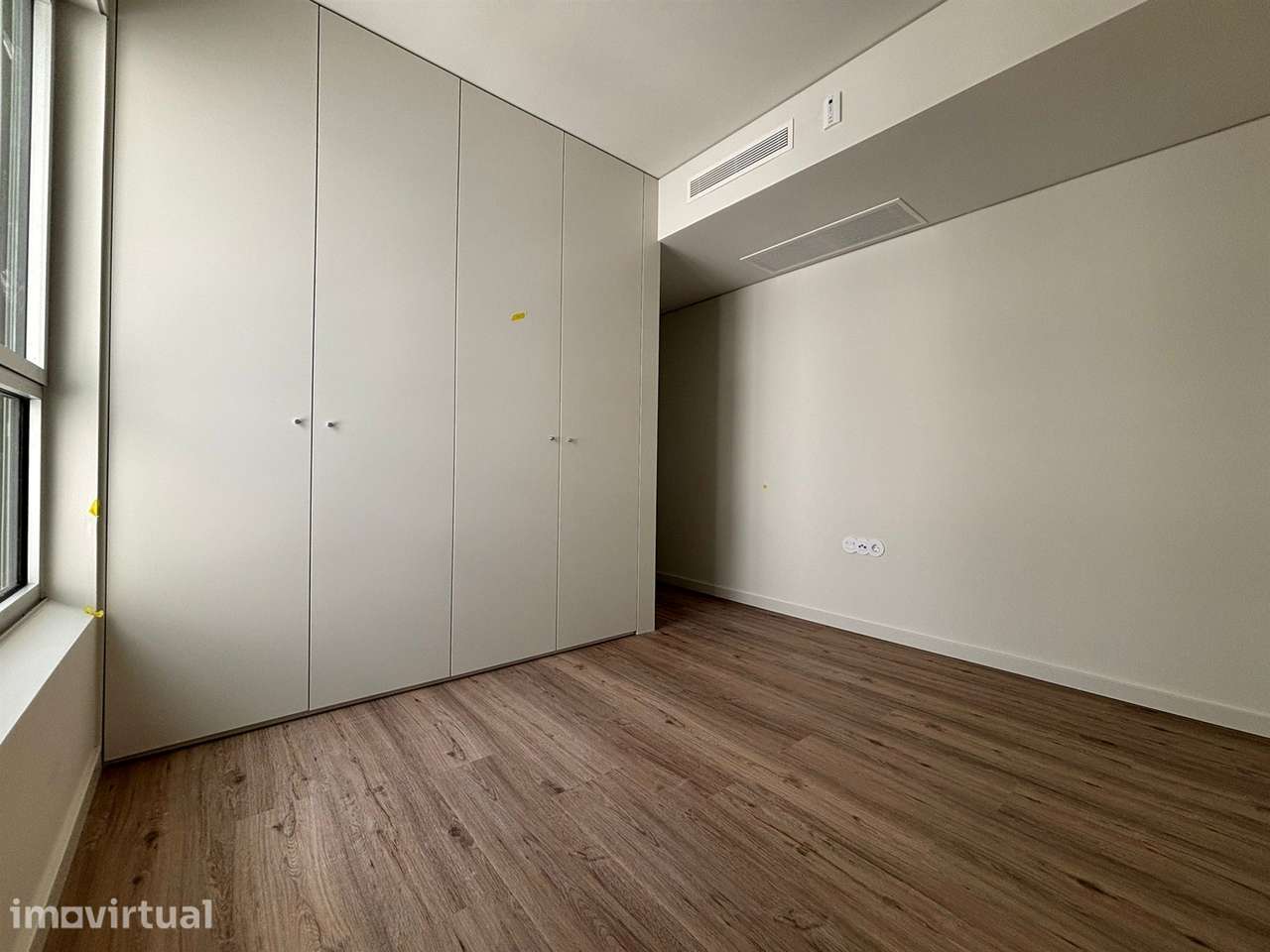T3 Duplex | Novo com Varandas | lugare de garagem Prelada - Grande imagem: 3/24