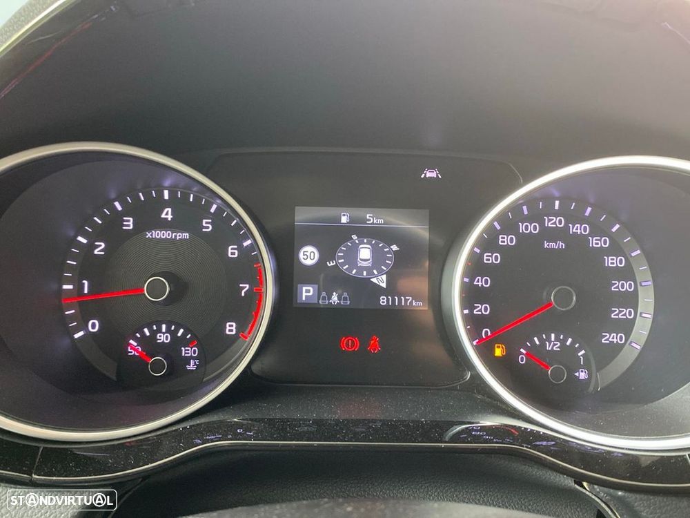 Kia Ceed 1.4 T-GDI TX+SRF 7DCT - 11
